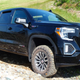 Illustration for article titled The 2019 GMC Sierra Is A Better-Looking Silverado With Useful High-Tech Features